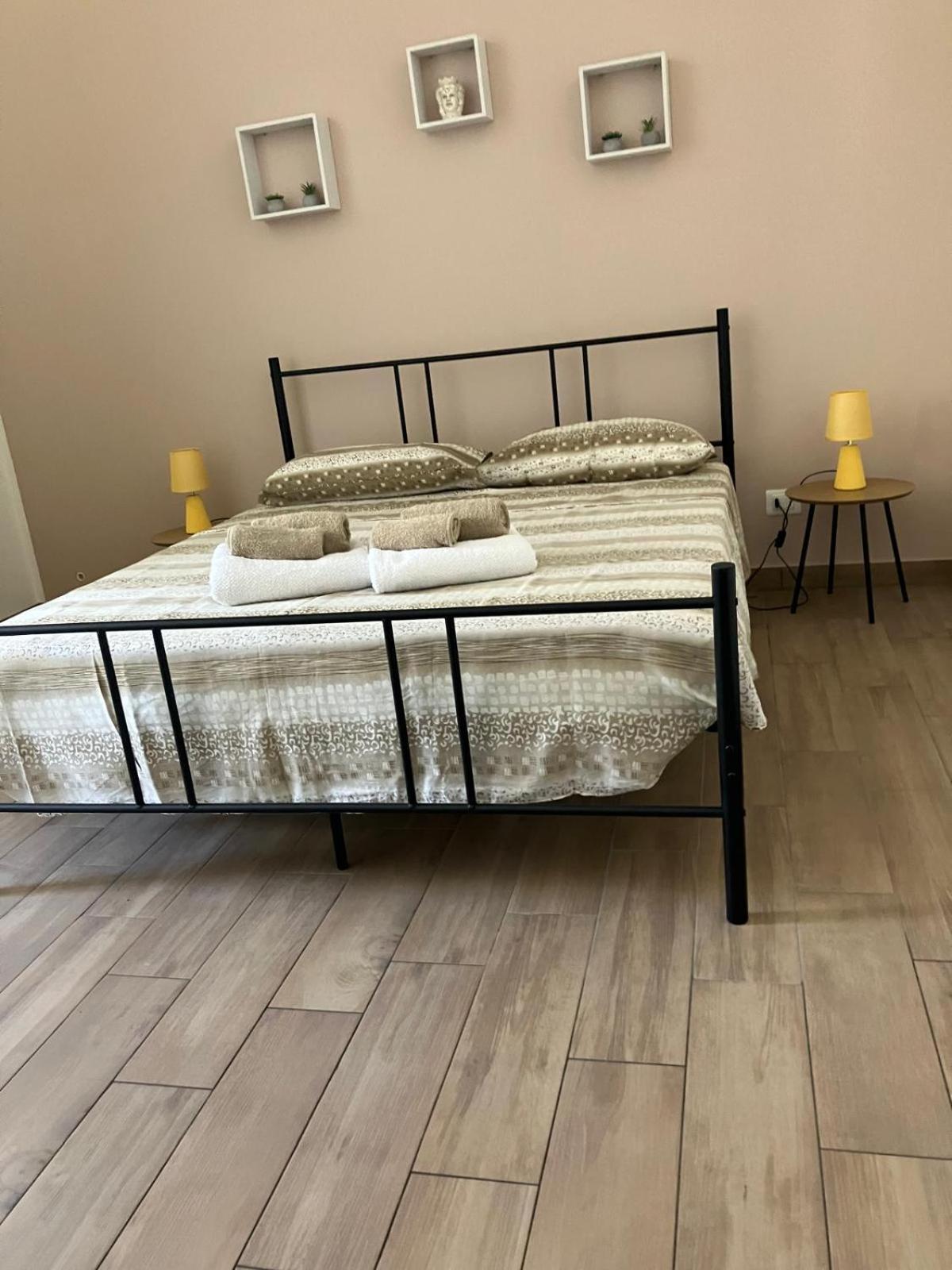 Bayekou Trapani Appartement Buitenkant foto
